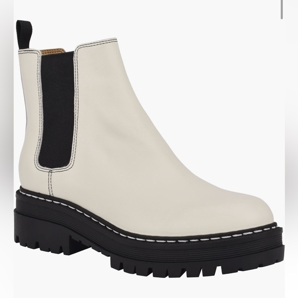 Marc Fisher Shoes - Marc Fisher LID Pauline Lug Sole Chelsea Boot Women CHIC CREAM LEATHER SZ 9